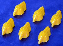 Load image into Gallery viewer, Six '50s Vintage Style Yellow Chicken Head Amp Knobs #YCH