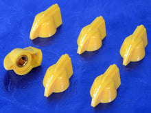 Load image into Gallery viewer, Six '50s Vintage Style Yellow Chicken Head Amp Knobs #YCH
