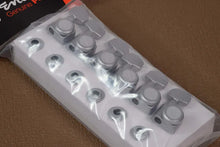 Load image into Gallery viewer, Fender Brushed Chrome Locking "F" Tuners 0990818000