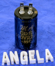 Load image into Gallery viewer, M&A 22uF 500VDC Polarized Electrolytic Clamp Mount Can Capacitor For Vintage Guitar Amps