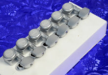 Load image into Gallery viewer, Fender Brushed Chrome Locking "F" Tuners 0990818000