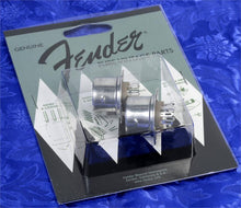 Load image into Gallery viewer, Fender 9 Pin J-Slot Tube Sockets x2, 0023606049