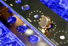 Load image into Gallery viewer, 25K Solid Shaft Linear Taper Potentiometer For Amplifiers, Effects, Radios And More, B25K