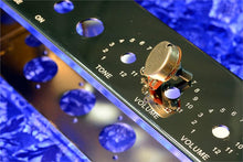 Load image into Gallery viewer, 25K Solid Shaft Audio Taper Potentiometer For Amplifiers, Effects, Radios And More, #A25K