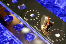 Load image into Gallery viewer, 5K Solid Shaft Linear Taper Potentiometer For Amplifiers, Effects, Radios And More, #B5K