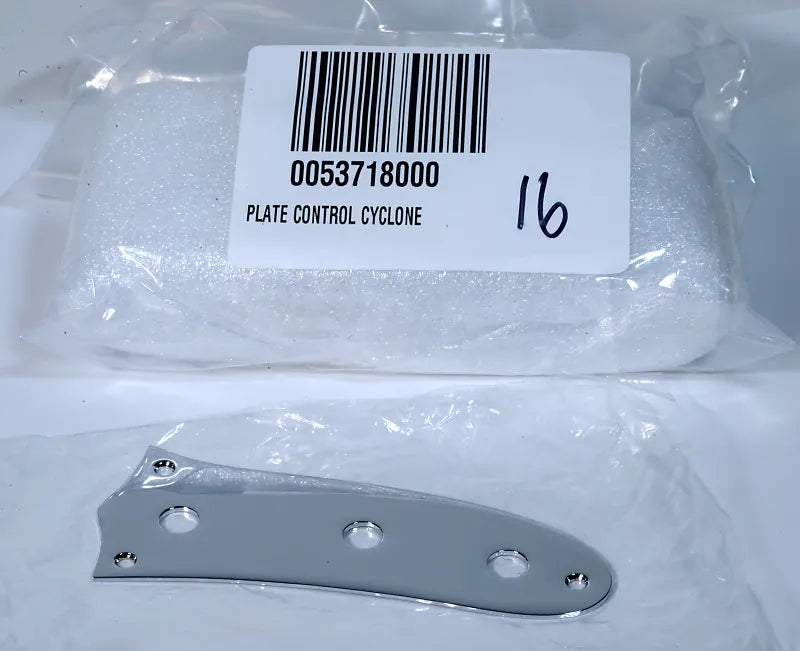 Fender Cyclone And Mustang Guitar Control Plate, 0053718000