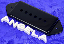Load image into Gallery viewer, Lindy Fralin Pickup Cover, Black P90 Dogear Short/Low Neck, #DESB