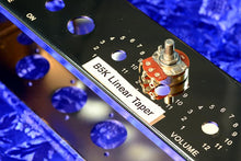 Load image into Gallery viewer, 5K Solid Shaft Linear Taper Potentiometer For Amplifiers, Effects, Radios And More, #B5K