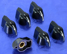 Load image into Gallery viewer, Six &#39;50s Vintage Style Black Chicken Head Amp Knobs #11BL
