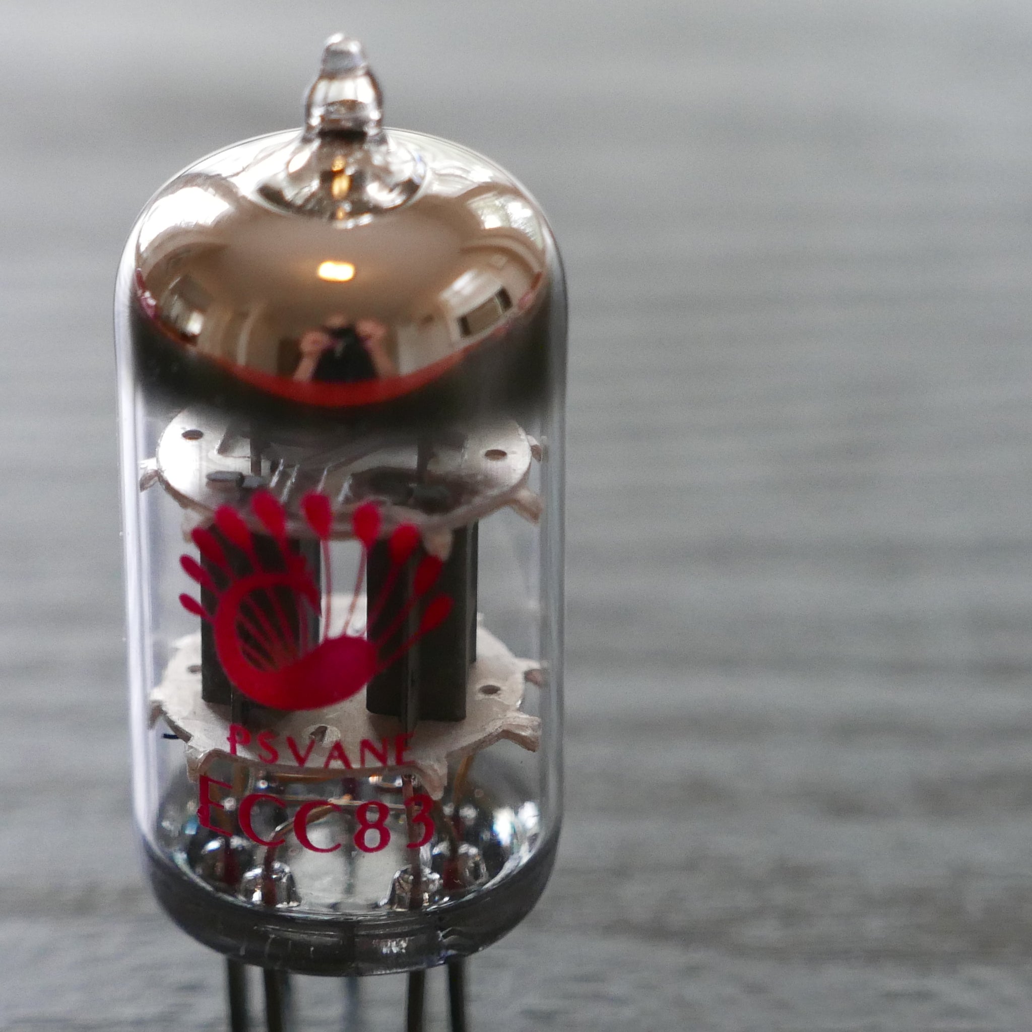 PSVANE ECC83 Classic Series Vacuum Tube For Guitar Amps And Hi-Fi PSVANE ECC83 Classic Series Vacuum Tube For Guitar Amps And Hi-Fi