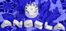 Load image into Gallery viewer, 9 Pin Heavy White Ceramic PC Board Tube Socket 12AX7 6DJ8 7199 6AN8 6CA4  # 90768
