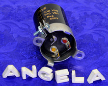 Load image into Gallery viewer, M&amp;A Polarized Electrolytic Capacitor 32uF+32uF/500VDC + Clamp

