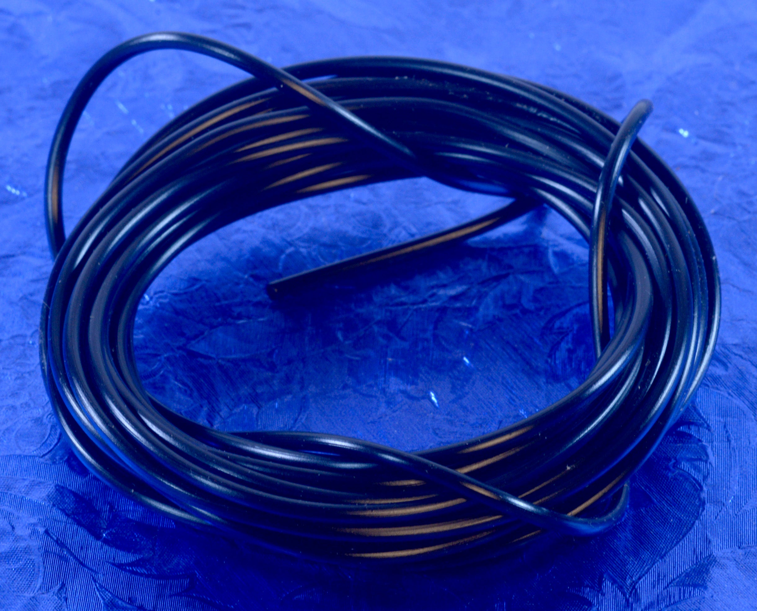 144" Black Vinyl String Trim Piping For British Style Amplifiers And Speaker Cabinets, #.0088BKP144