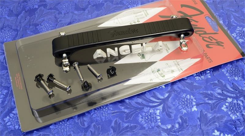 Fender Black Rubber Dog Bone Amp Handle With Hardware, 0990943000